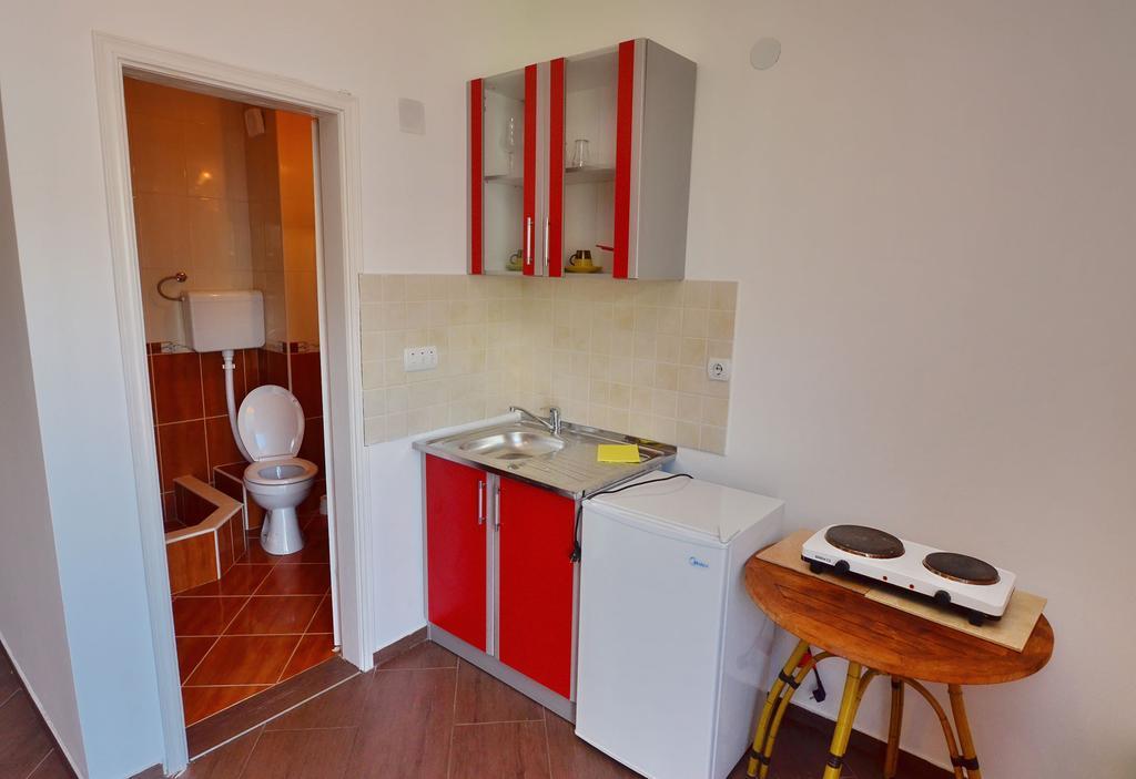 Apartments Scorpio Kotor Exterior photo