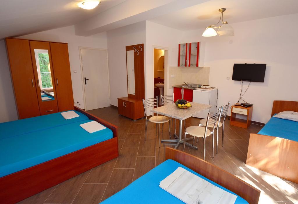 Apartments Scorpio Kotor Exterior photo